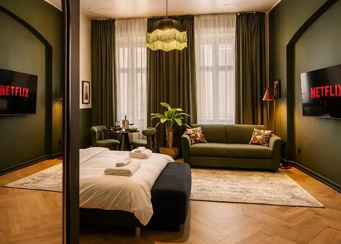 Maroon & Moss Aparthotel Budapest