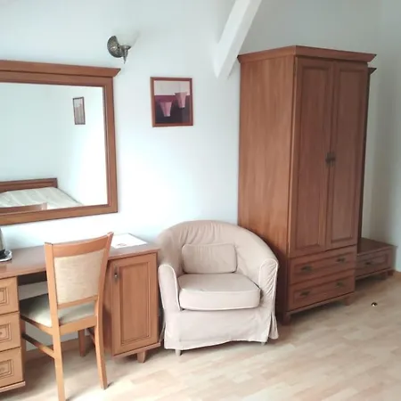 Kalvin House 3*