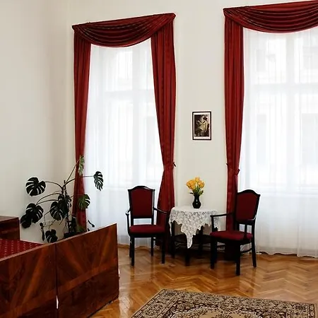 Aparthotel Kalvin House