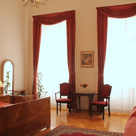 Kalvin House 3*