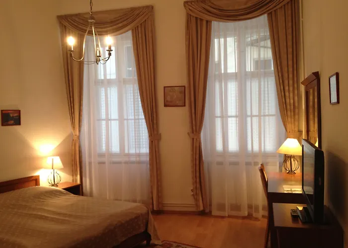 Apartmanhotel Maroon & Moss 3*