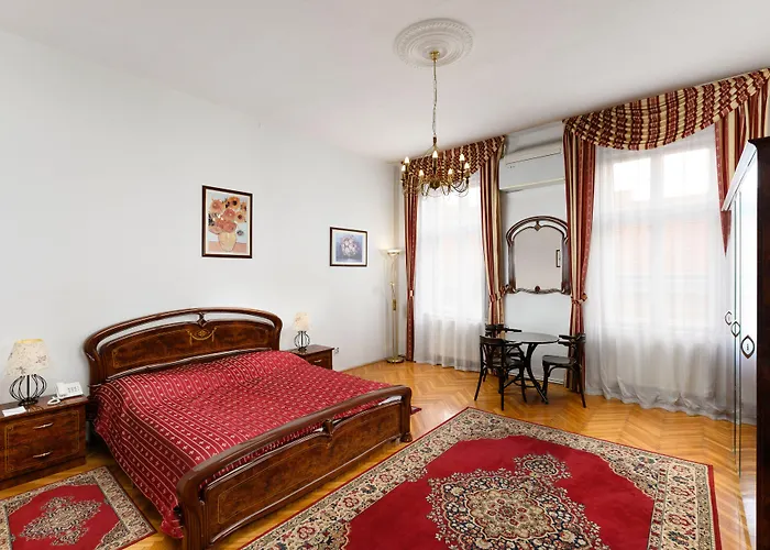 Maroon & Moss Apartmanhotel 3*