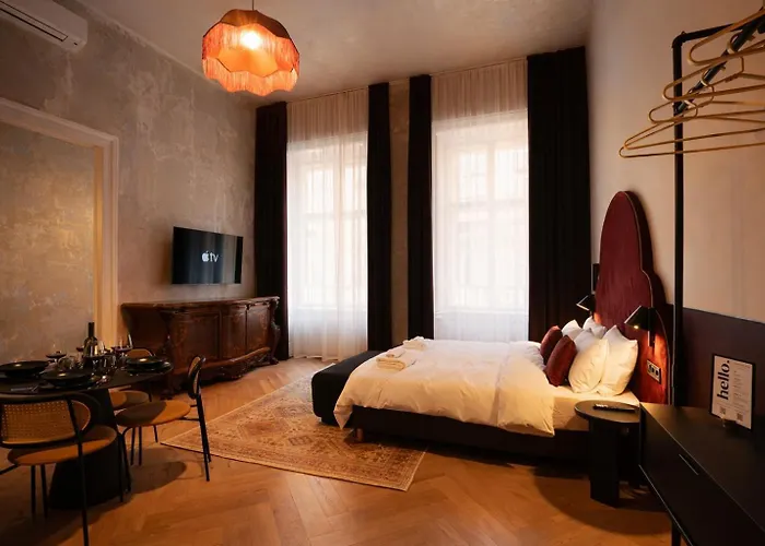 Apartmanhotel Maroon & Moss 3*