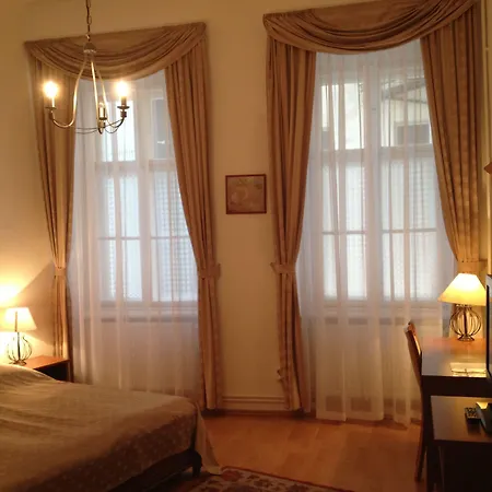 Апарт-отель Kalvin House 3*