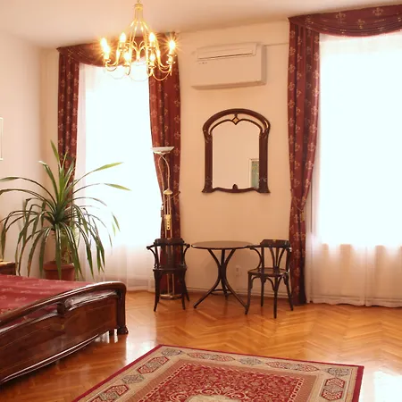 Апарт-отель Kalvin House