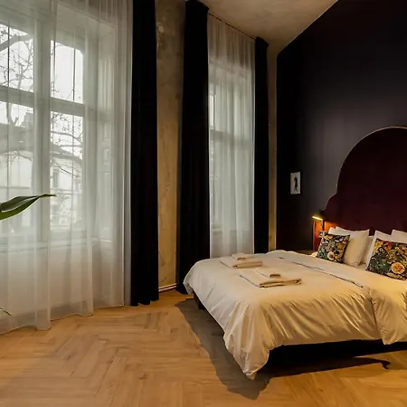 Maroon & Moss Apart Otel Budapeşte