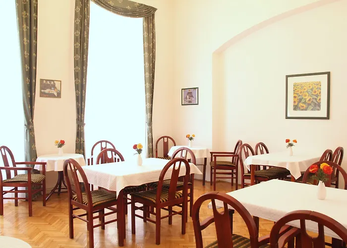 شقة فندقية Maroon & Moss بودابست